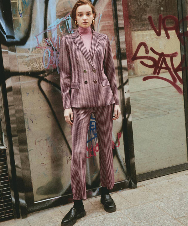 简简单单穿出秋冬轻盈曲线